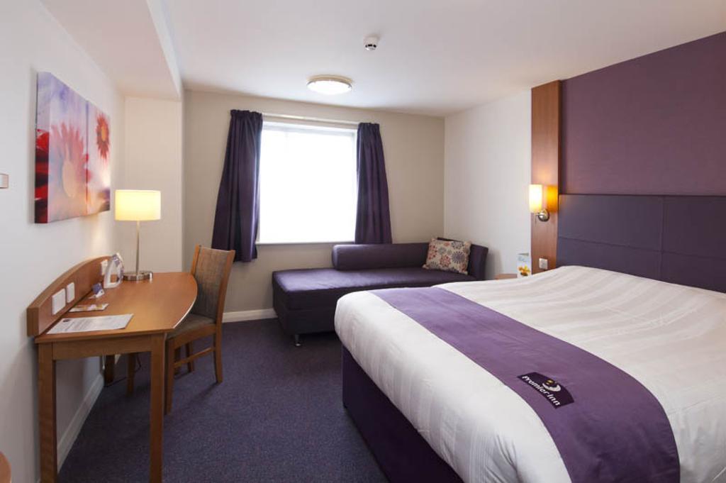 Premier Inn Epsom Central Rom bilde