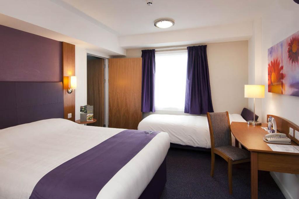 Premier Inn Epsom Central Rom bilde