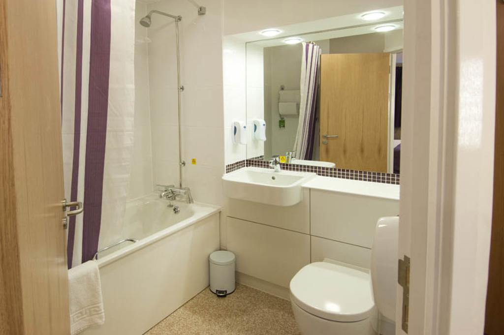 Premier Inn Epsom Central Rom bilde